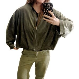 New blank nyc green faux suede bubble zip up jacket women’s Sz m